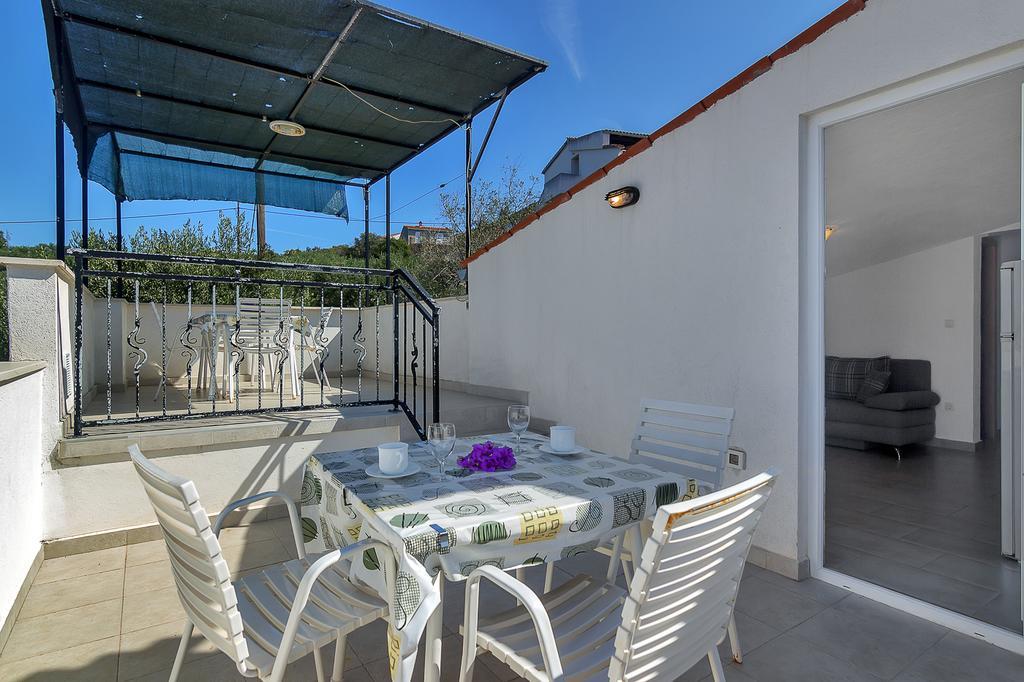Apartment Cico Gdinj